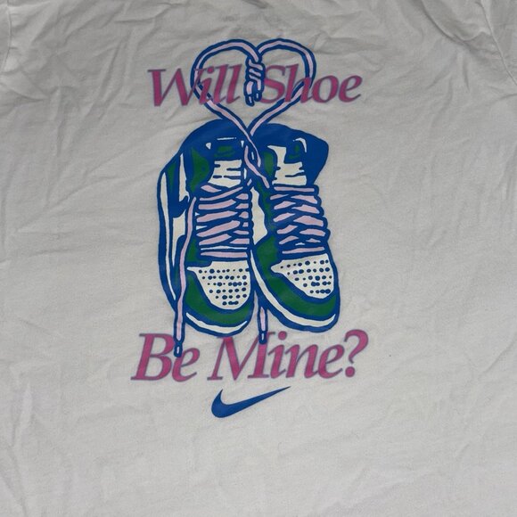 Kids Nike Sportswear White Graphic T-Shirt Will Shoe Be Mine Size XLarge - Picture 6 of 6